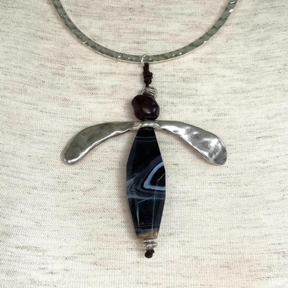 Black Banded Agate Dragonfly Pendant Silver plated - Picture 8 of 14